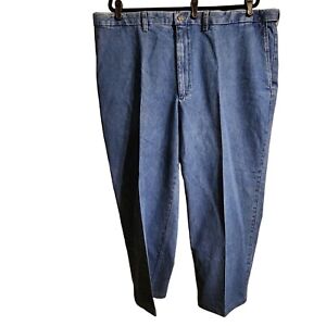 Haggar Jeans Men's Light Stonewash Expandable Waistband Denim 44" Plain Front