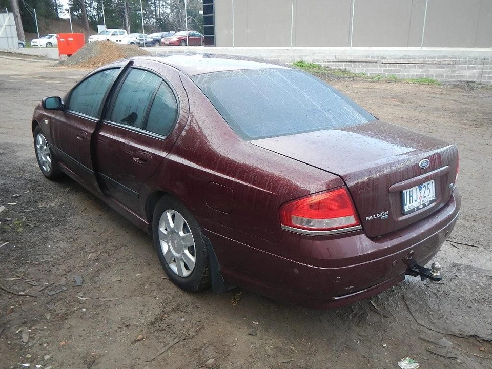 FORD FALCON LEFT TAILLIGHT BA, SEDAN, 10/2002-09/2005 - image 1 of 4