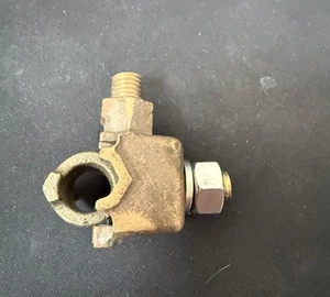 Hubbell GTCS41 transformer tank grounding clamp - Picture 1 of 3