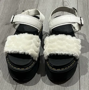 Dr Martens Voss Quad Fluffy Sandals - White - Size UK 6.5 - Picture 1 of 9