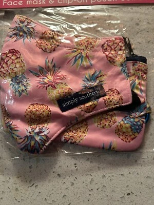 Combo de mascarilla facial y bolsa con clip Simply Southern Foto 1 de 4