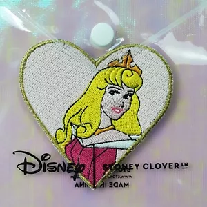 Stoney Clover Lane Disney Princess Heart Patch ~ Aurora ~ New in Package - Foto 1 di 4