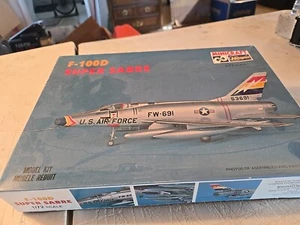 SUPER SABRE F-100D JET FIGHTER- FACTORY SEALED Parts MINICRAFT- - Picture 1 of 2