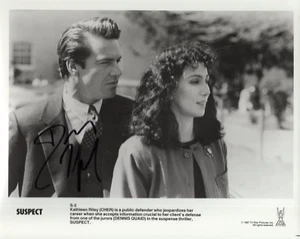 DENNIS QUAID authentic hand signed 8x10 photo GREAT POSE WITH CHER - Picture 1 of 1