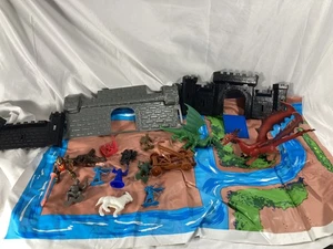 1981 DFC Dragonriders of the Styx Fantasy Playset Action Figure Collezione Dnd - Foto 1 di 22