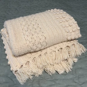 Manta afgana vintage crochet beige flecos 70”x46” lana? Palomitas de maíz 3D pesadas - Imagen 1 de 13