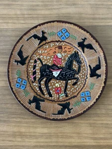 Piatto Vintage Decorativo Artigianale Sardo In Cuoio Sardegna Anni 70 - Imagen 1 de 7