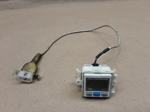 SMC  ISE30-T1-25-M Pressure Switch #1016F25*AD - Picture 1 of 4