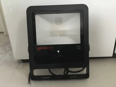 OSRAM FLUTER LED 100W 6500K IP65 SCHWARZ Außen LED Lampe OBERFLÄCHE - Bild 1 von 4