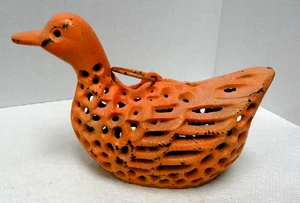 Durchbohrte Gusseisen hängende Ente Kerzenlaterne Vintage schwer zu finden! - Bild 1 von 6