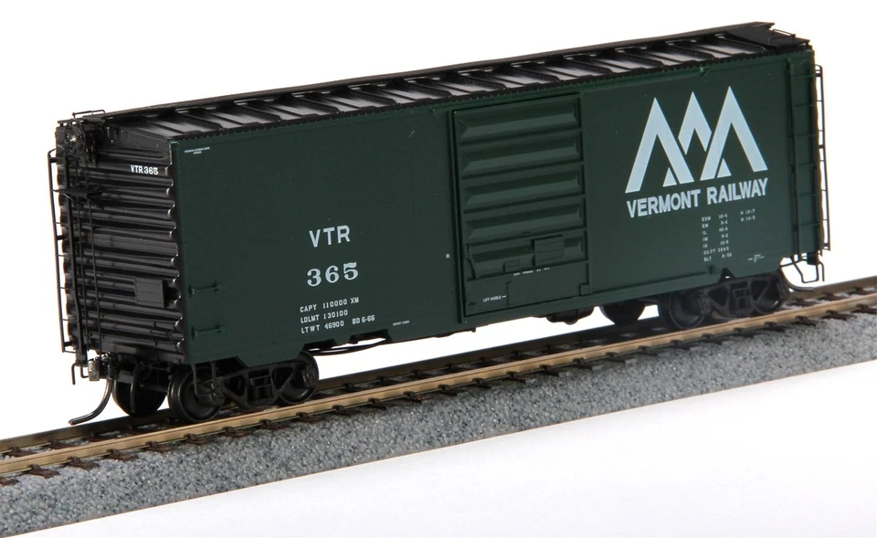 Kadee 5303 HO Vermont Railway PS-1 40' Boxcar with 8' Door #365 MT/Box - Image 1 of 1
