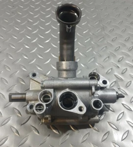♻️ Honda VFR 750F RC24 1988 1989 Oil Pump ♻️ - Picture 1 of 9