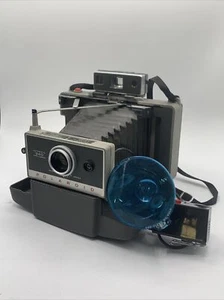 Vintage Polaroid 340 Automatic Land Camera With Flash And Strap - Picture 1 of 12