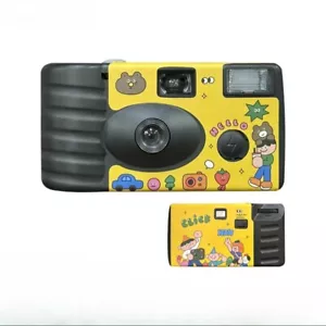 Cinematic film revival movement, disposable film cameras - Picture 1 of 8