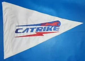 Maßgefertigte dreieckige Catrike Bolzen Sicherheitsflagge für Liegtrikes - Bild 1 von 5