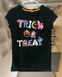 Girls Cute Halloween Shirt size 14/16 - Picture 1 of 2