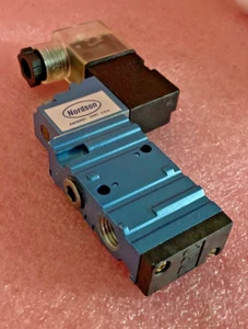 NORDSON MAGNETVENTIL PN 303010 VON MAC VALVE NEUZUSTAND - Bild 1 von 7