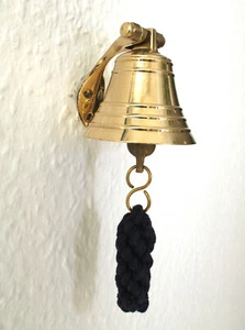 kleine Glocke Messing poliert 5 cm schwere Ausführung 7056 Wandglocke - Bild 1 von 3