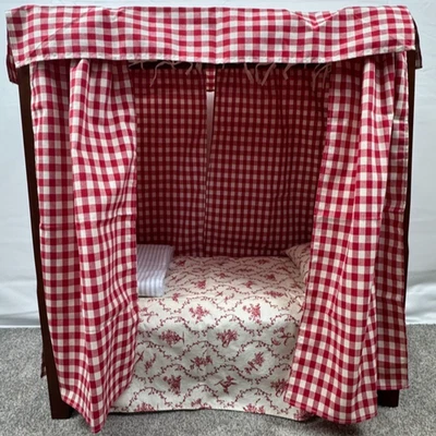 Almohada colchón cama y ropa de cama American Girl Pleasant Company Felicity de cuatro postes Foto 1 de 4