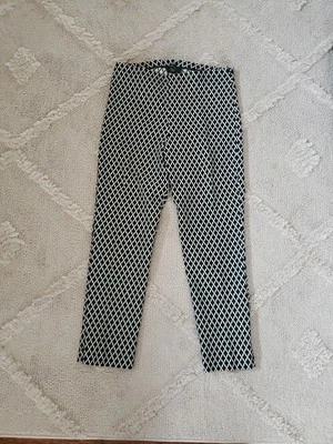 Karen Kane Size Large Black & White Diamond Side Zip Stretch Cropped Capri Pants - Image 1 of 4
