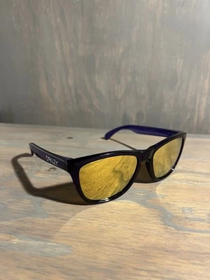 Lentes Oakley Frogskins cristal púrpura oro 24k iridio usadas  Foto 1 de 4