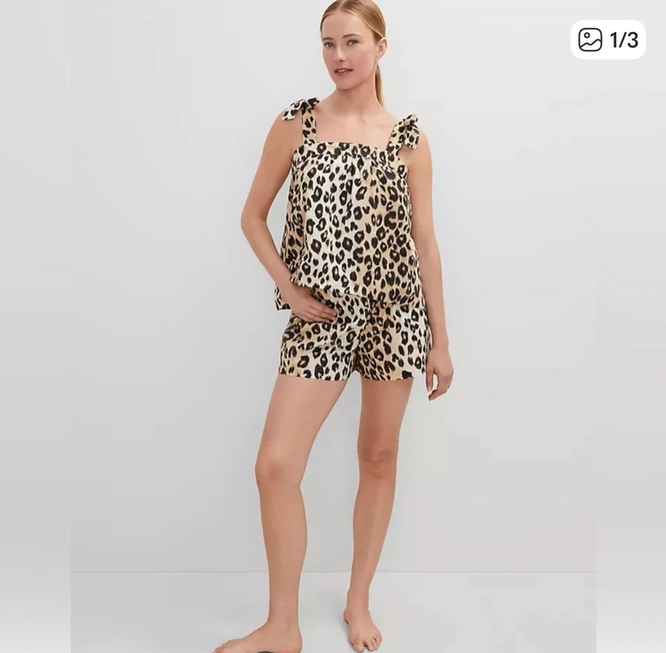 Conjunto de pijama de leopardo para mujer Ann Taylor Foto 1 de 3