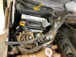 Abdeckung Motorsteuergerät 1246261630 Batteriekasten für Mercedes W124 NEU - Picture 1 of 5
