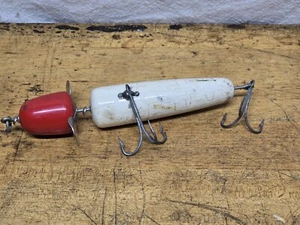 Vintage Pflueger Globe Wood Fishing Lure Red Head Rotating Prop 6.5'' - Picture 1 of 6