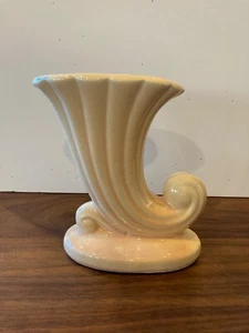 Vintage Mid Century hellgelbe Shawnee Keramik Füllhorn Vase - Bild 1 von 3
