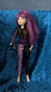 Disney Descendants 2 Mal doll - Picture 1 of 10