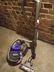 Dyson Stowaway DC32 Allerrgy Parquet Staubsauger Beutellos - Bild 1 von 7