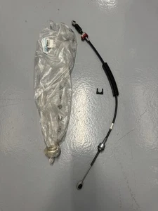 Genuine Renault Megane MK2 2002-2009 Gear Selector Cable Forward | 7701474701 - Picture 1 of 9