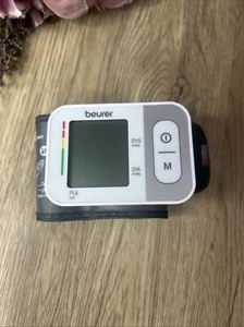 Beurer BC28 Automatic Wrist Blood Pressure LCD Monitor & Arrhythmia Detection - Picture 1 of 4