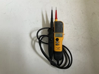 Genuine FLUKE T150 Voltage & Continuity ELECTRICAL TESTER  - Image 1 of 4