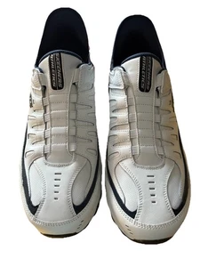 Skechers Slipper SN 237261 WNV Herren 14 Extra Wide Fit Weiß Navy NEU - Bild 1 von 6