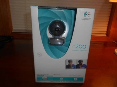 New in Open Box"LOGITECH WEBCAM C200 Blt-In Mic/1.3MP Photos/VGA-Qual. Vid.Calls - Image 1 of 4