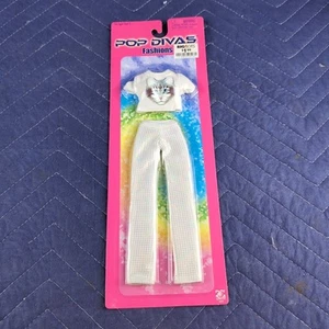 Kitty Katze Puppe Outfit POP DIVEN FASHIONS - Bild 1 von 7