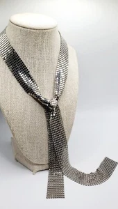 Jennifer Lopez Kettenhemd silberfarbene Netz Krawatte Halskette passt 16" bis 18" - Bild 1 von 12