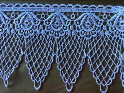 7 YDS  LOVELY DANGLING WHITE LATTICE FLORAL RAYON VENISE LACE EDGE - Image 1 of 3