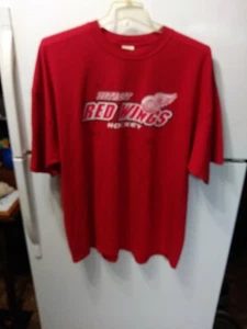 Men's Gildan Detroit Red Wing's T-shirt - Picture 1 of 3