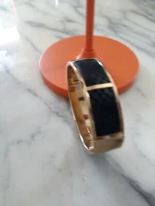 Michael Kors Armreif goldfarben mit schwarzem Leder - Bild 1 von 4