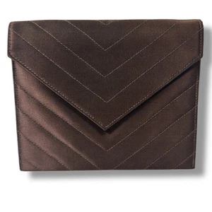 Authentic estate Yves Saint Laurent Clutch in brown nylon - Picture 1 of 6