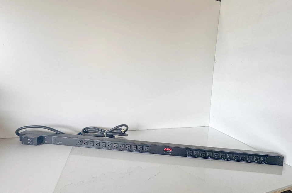 APC NetShelter Basic Rack PDU 0U 30A 120V 24 NEMA 5-20 outlet AP7532 - Image 1 of 4