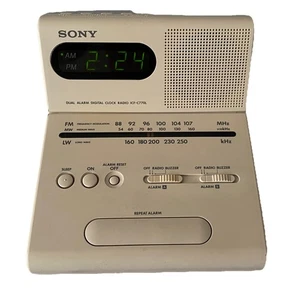 SONY ICF-C770L Sveglia Digitale Radio Bianco/Beige Vintage anni 90 FM/MW/LW Retrò - Foto 1 di 15