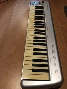 Roland PC-70 MIDI KEYBOARD CONTROLLER 49-Key Velocity Octave Shift LED Display - Bild 1 von 5