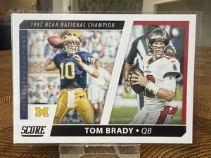 2021 Panini Score Tom Brady 1997 NCAA National Champion Michigan Buccaneers NM - Bild 1 von 2