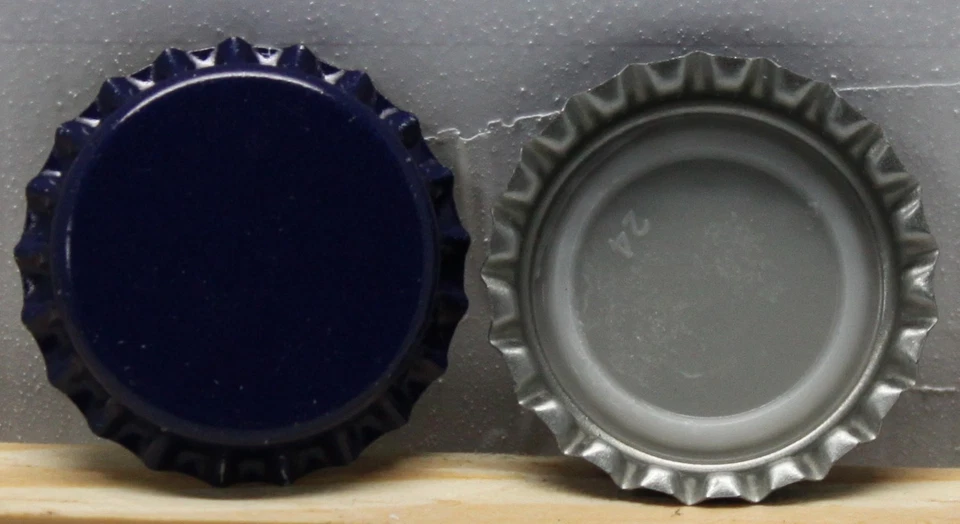 50 tampas Crown tamanho padrão 26 garrafas de cerveja refrigerante hidromel forradas NOVA tampa - Imagem 1 de 1