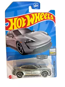 Hot Wheels Zamac Porsche Taycan Turbo S - Picture 1 of 6