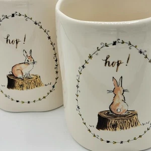 Lote de 2 tazas de té de café Rae Dunn HOP Bunny conejitos de primavera de Pascua NUEVO - Imagen 1 de 7