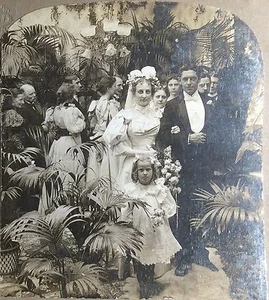 1898 THE WEDDING MARCH # 3276 Universal Photo Art Stereoview Card - Picture 1 of 1